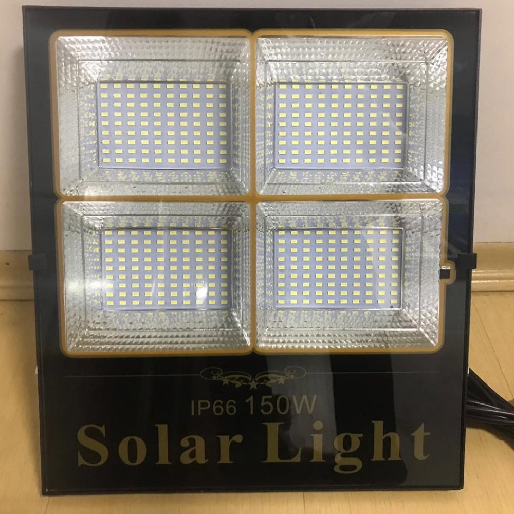 Luminária Refletor Solar 18.000 lm IP66 150 watts