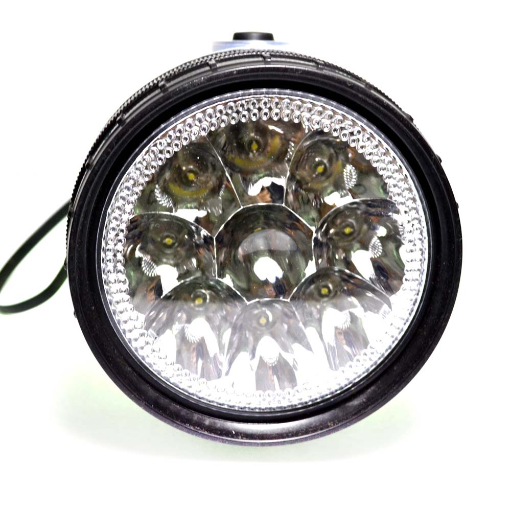 Lanterna LED com 4 funções à prova d’água
