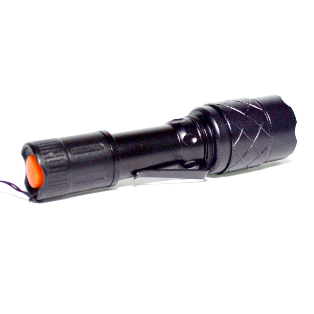 Lanterna LED Tática Recarregável 700w/2000L
