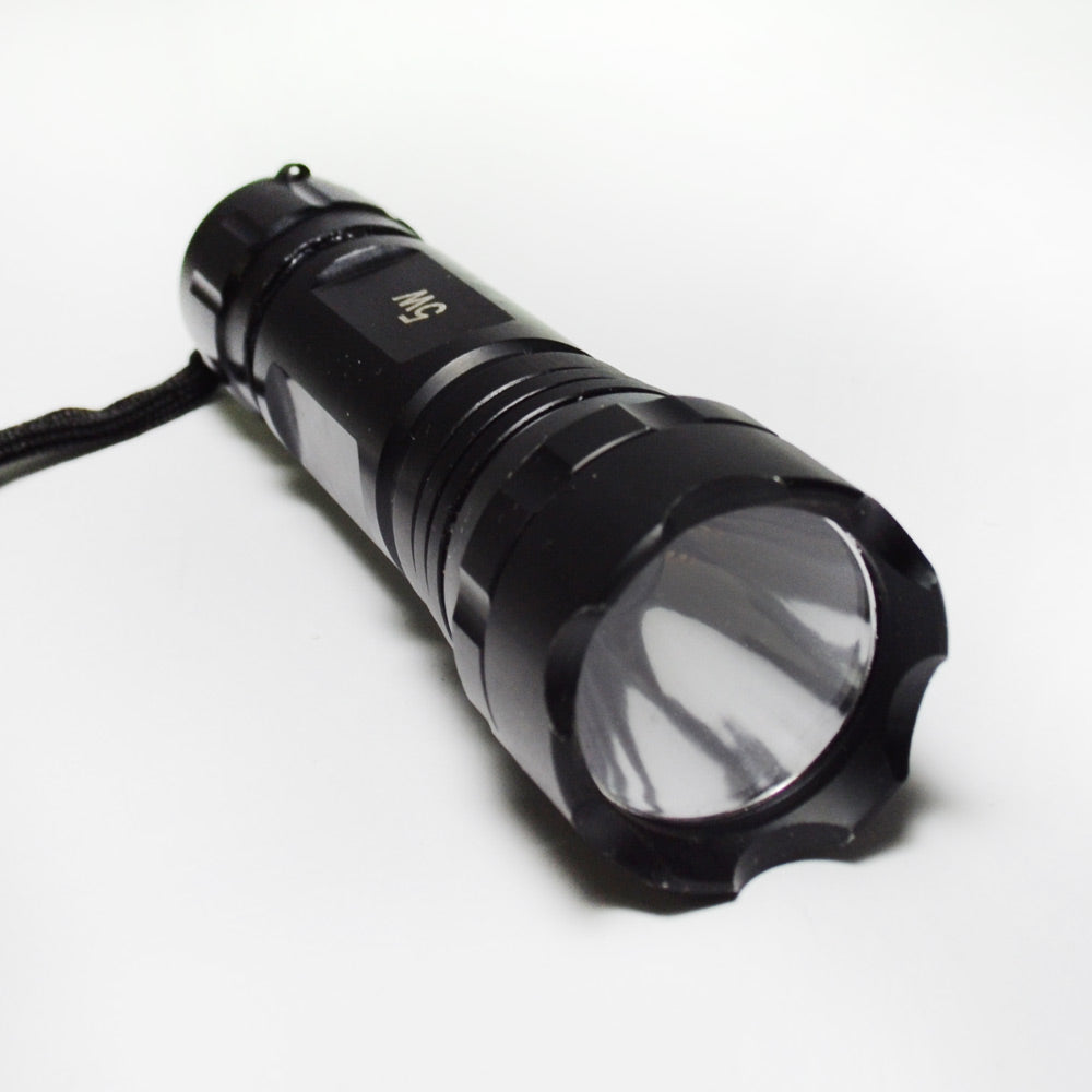 Lanterna LED Tática 5 Watts/ 30 Lumens