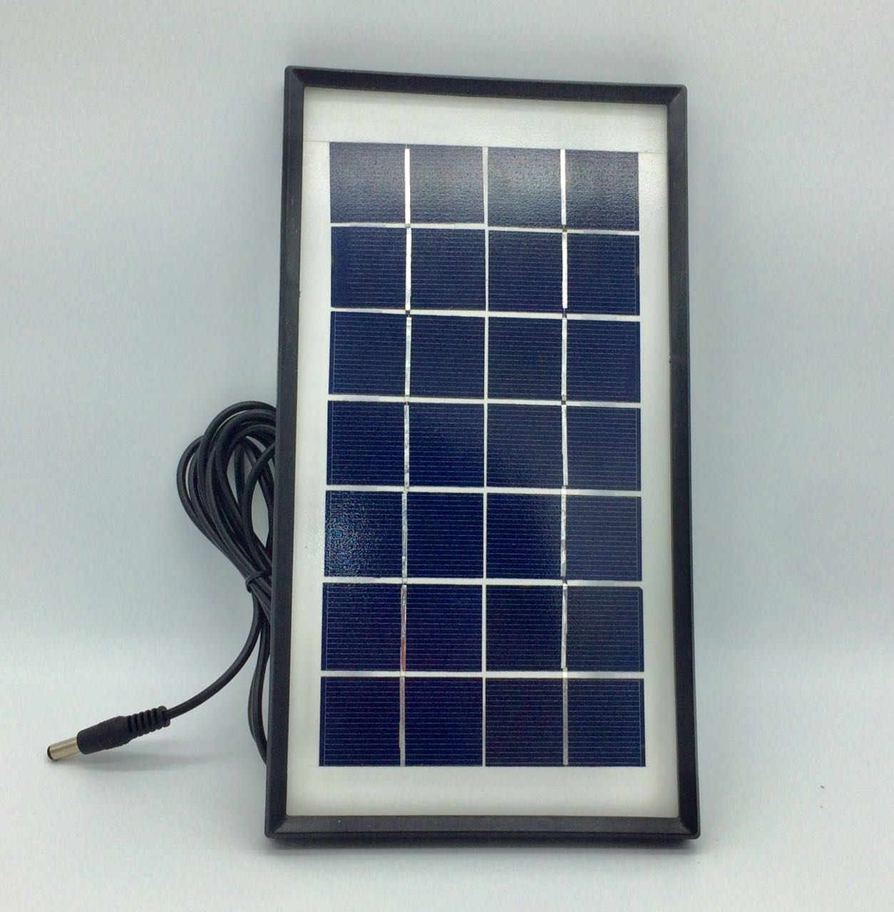Gerador solar com lâmpadas LED