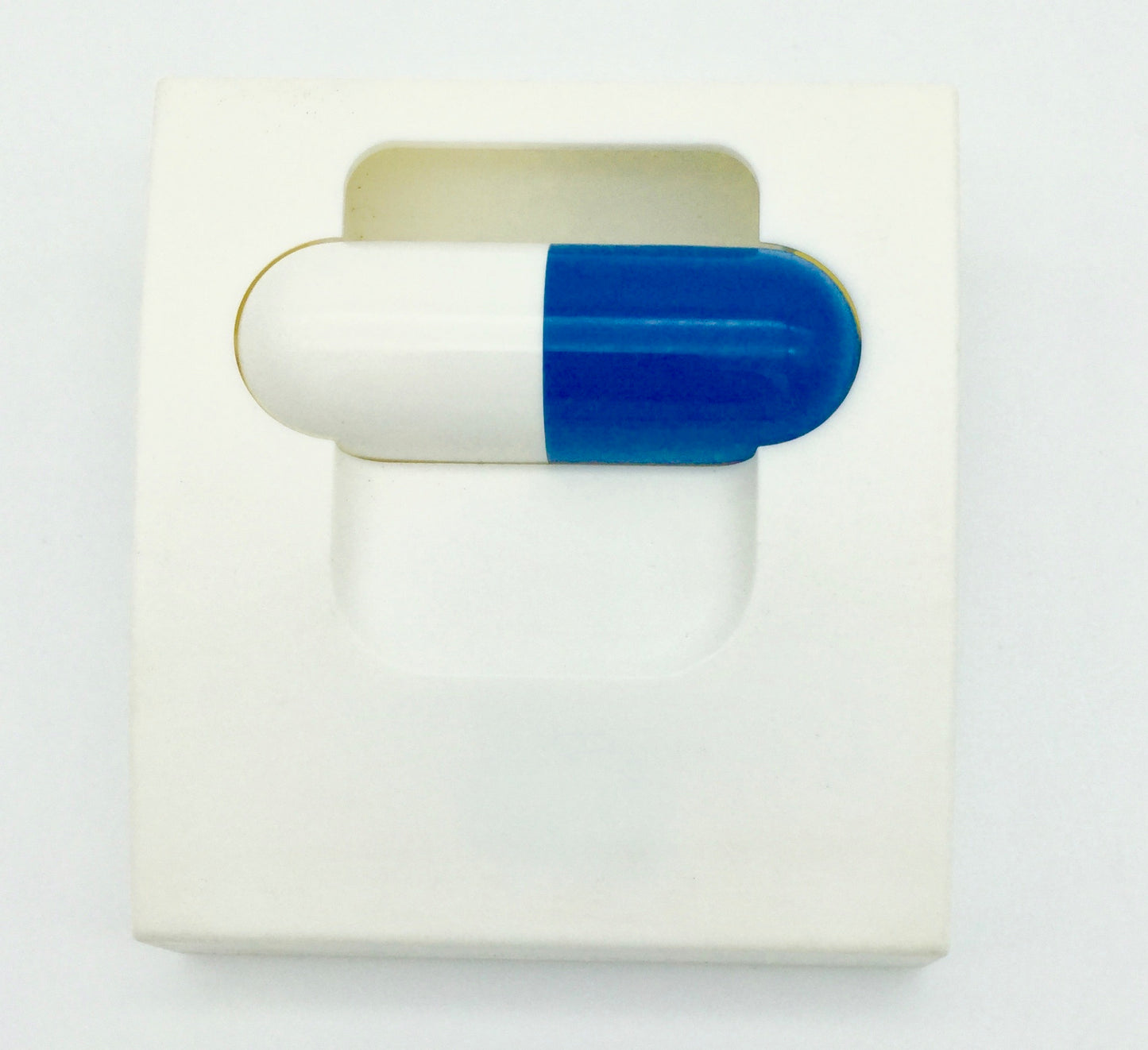 Brinde mesa, Porta-clips magnético com rolete